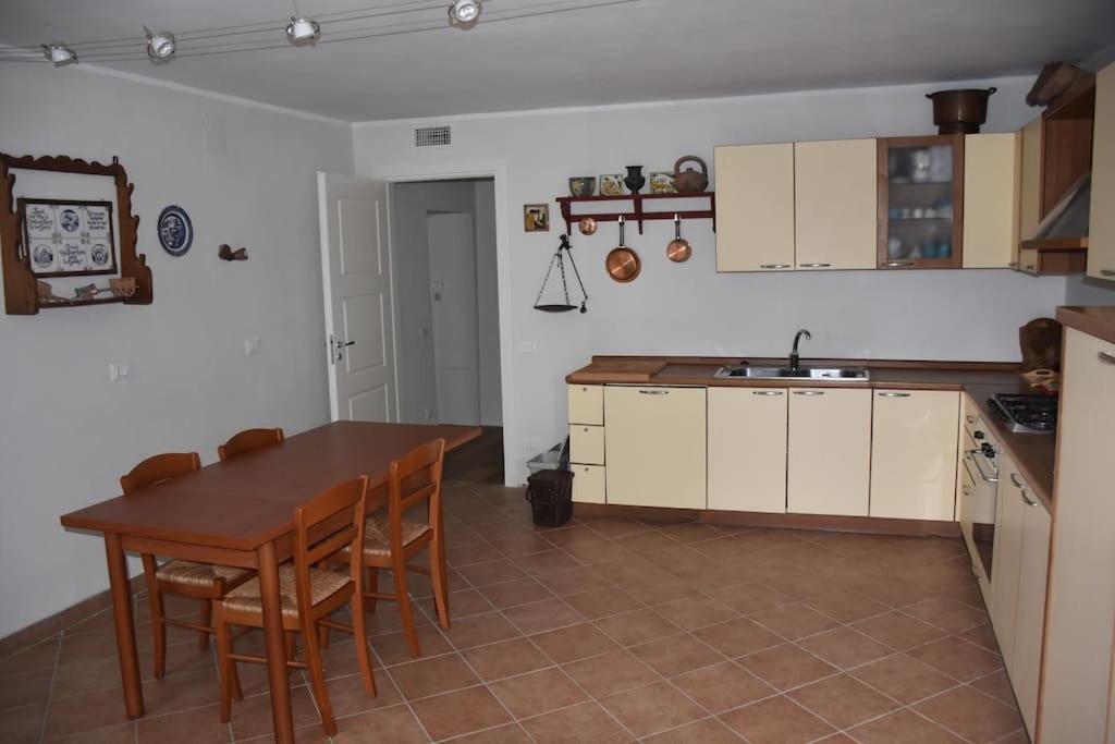 Villa Beatrice Pralormo Bagian luar foto